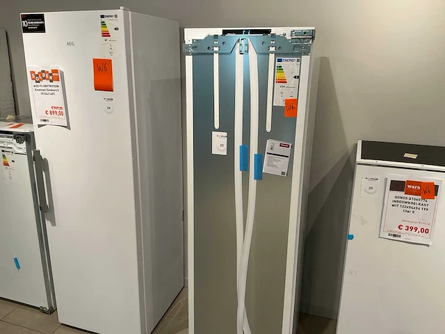 Miele k 7744 e inbouw koelkast met vriesvak - afbeelding 1 van  9