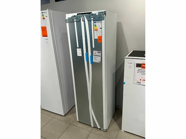 Miele k 7744 e inbouw koelkast met vriesvak - afbeelding 3 van  9