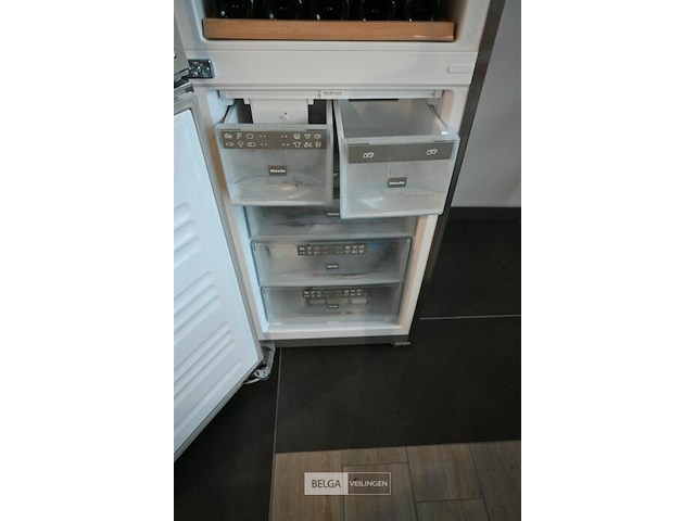 Miele koelkast/ diepvriezer - afbeelding 3 van  4
