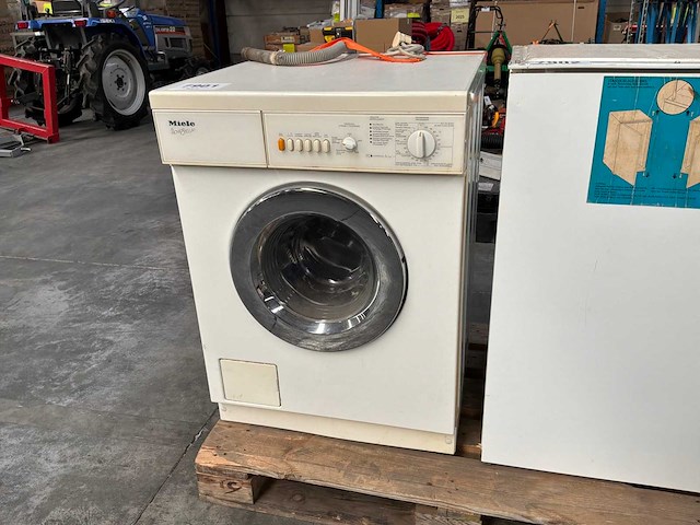 Miele nova stella a wasmachine - afbeelding 1 van  5