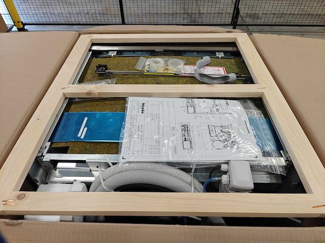 Miele pfd 401 u dos met extra kunststofrekken vaatwasser - afbeelding 2 van  4