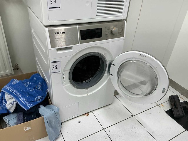 Miele professional smartbiz wasmachine - afbeelding 2 van  3