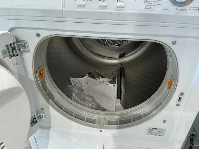 Miele pt 5135c condens droogkast - afbeelding 4 van  6