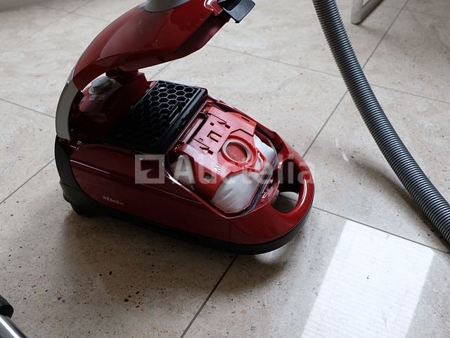 Miele s 4212 stofzuiger - afbeelding 2 van  6