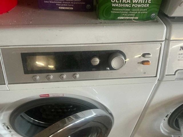 Miele w3985 wasmachine (2x) - afbeelding 1 van  2