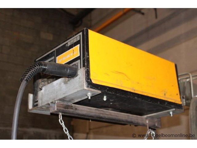 Mig/mag lasapparaat, leon welda, mig 356 micro, met af 56.4r h draadaanvoerunit, 300a, 230v/400v, werking niet gekend - afbeelding 4 van  5