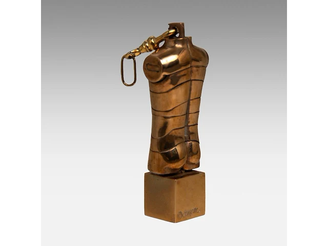 Miguel berrocal (1933-2006), 'microdavid' pendant, bronze 6 cm. (2.35 in.) - afbeelding 4 van  8