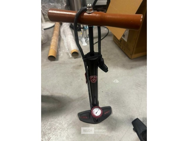 Mijnen pieper retro vloerpomp compressor - afbeelding 1 van  1