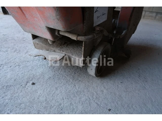 Mikasa betonzaag - afbeelding 4 van  9