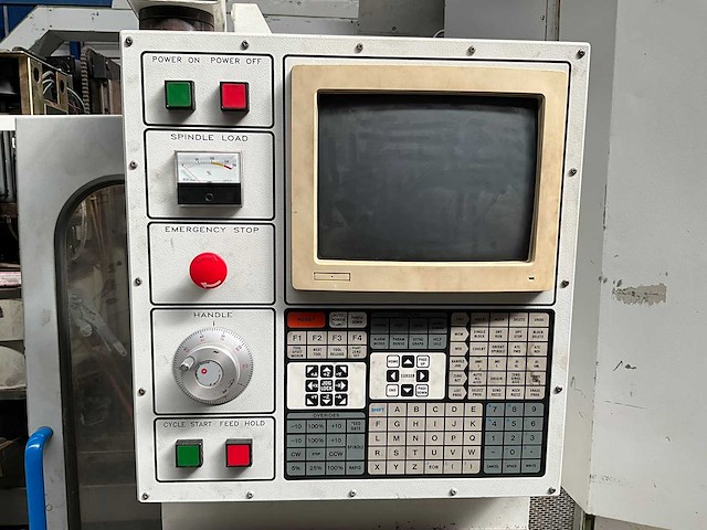 Mikron - vce750 - verticale machinecentra - afbeelding 3 van  14