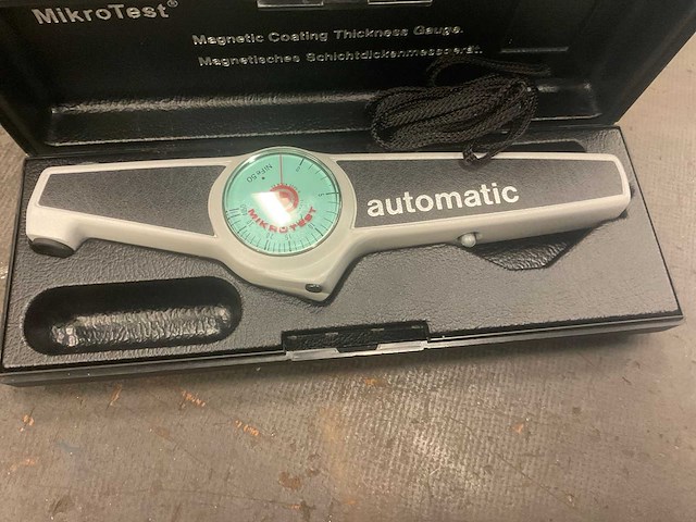 Mikrotest magnetische laagdiktemeter - afbeelding 2 van  3