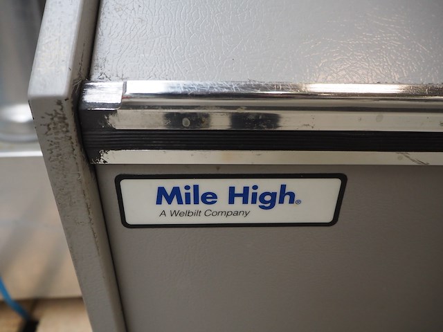 Mile high equipment - afbeelding 4 van  4