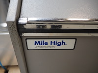 Mile high equipment - afbeelding 4 van  4