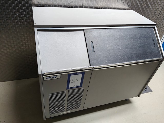 Mile high equipment - afbeelding 1 van  4