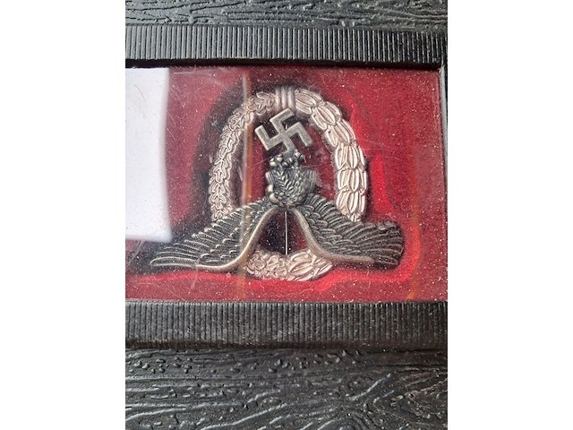 Militair brevet voor piloten van de duitse luftwaffe - afbeelding 1 van  1