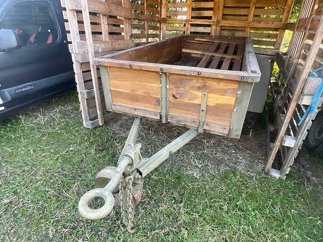 Militaire kipper – houten aanhanger autotrailer - afbeelding 1 van  8