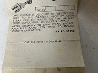 Militaria: 25 x us helm chin strap release 1944 - afbeelding 4 van  5