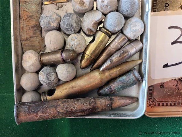 Militaria - afbeelding 3 van  3