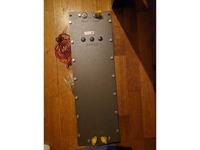 Millipore - various medical equipment - afbeelding 1 van  1