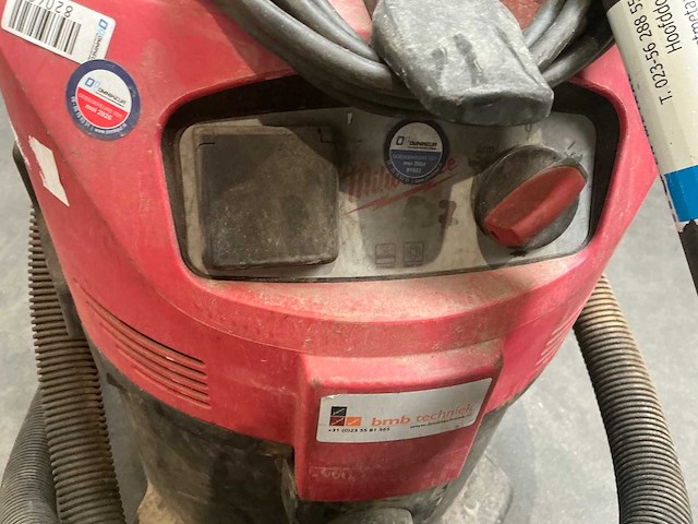 Milwaukee - as300elcp - stofzuiger - afbeelding 3 van  5
