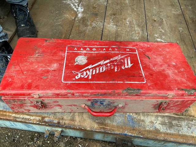 Milwaukee 900k breekhamer - afbeelding 5 van  5