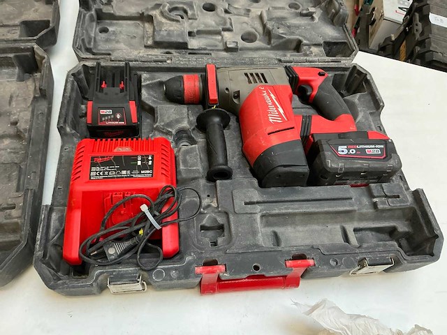 Milwaukee accu-boorhamer (2x) - afbeelding 5 van  8