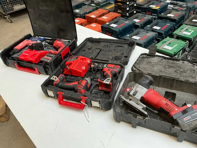 Milwaukee accugereedschap (4x) - afbeelding 1 van  12