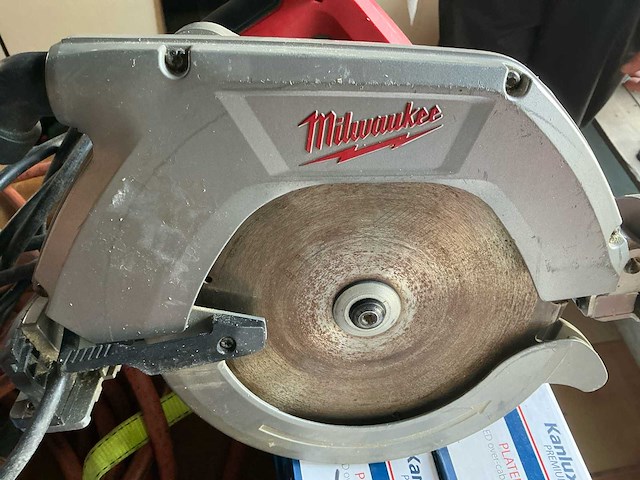 Milwaukee cs 85 cbe cirkelzaagmachine - afbeelding 5 van  6