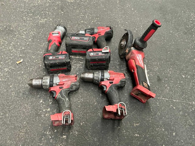 Milwaukee divers accu gereedschap (5x) - afbeelding 1 van  13