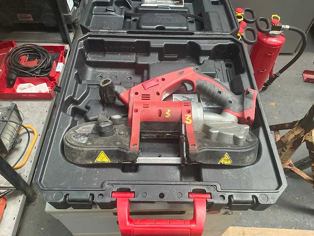 Milwaukee hd 18 bs bandzaagmachine - afbeelding 1 van  8
