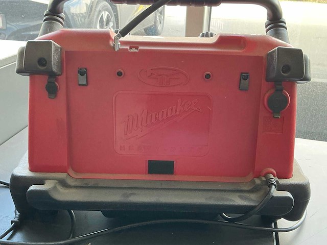 Milwaukee jsr1228 heavy duty werfradio - afbeelding 2 van  4