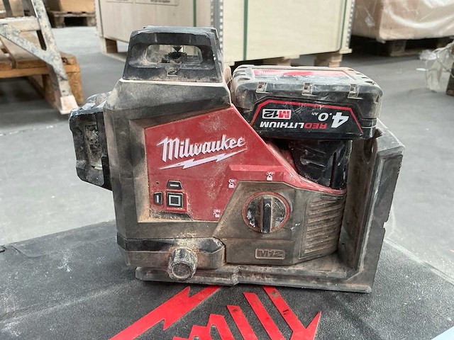 Milwaukee m12 3pl bouwlaser/accu kruislijnlaser - afbeelding 3 van  7