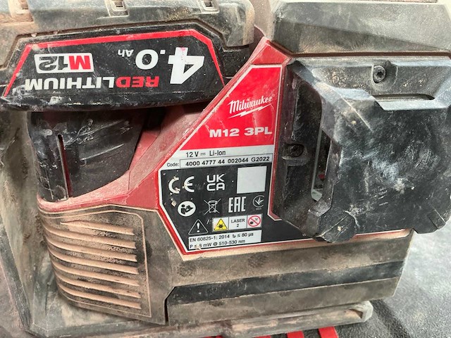 Milwaukee m12 3pl bouwlaser/accu kruislijnlaser - afbeelding 5 van  7