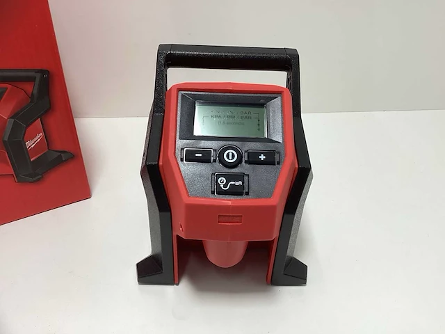 Milwaukee m12 bi-0 accu bandenpomp / inflator - afbeelding 4 van  8