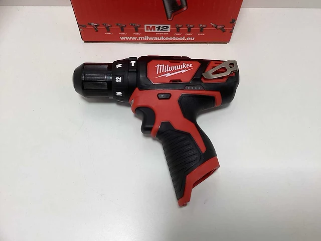 Milwaukee m12 bpd-0 boormachine - afbeelding 4 van  5