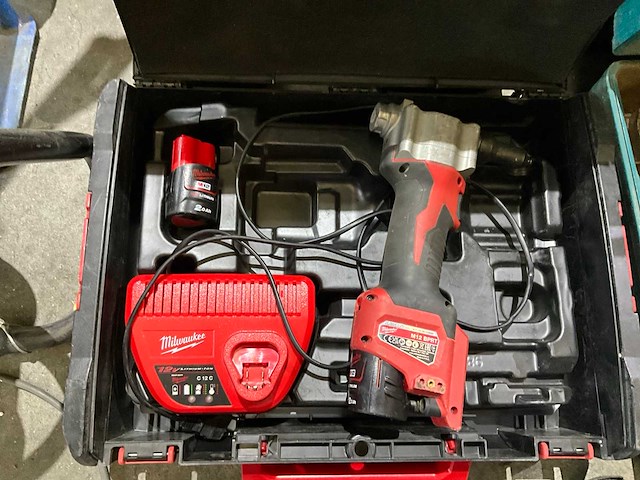 Milwaukee m12 bprt blindklinknageltang - afbeelding 3 van  4