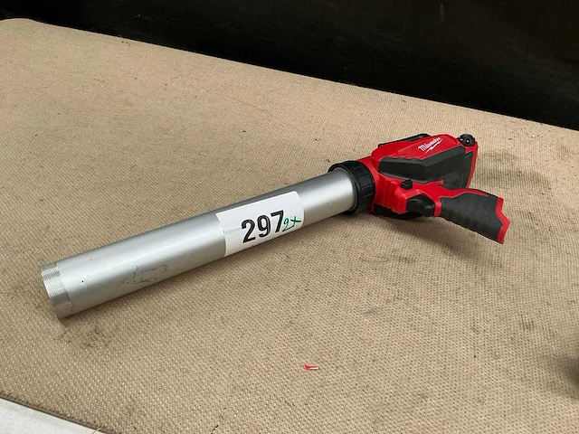 Milwaukee m12 pcg / m12 bddx kitspuit / schroefboormachine - afbeelding 2 van  8
