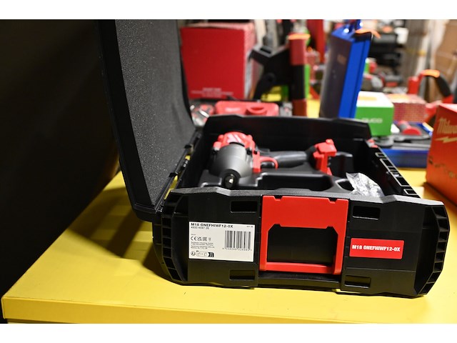 Milwaukee m18 accu slagmoersleutel - afbeelding 3 van  3