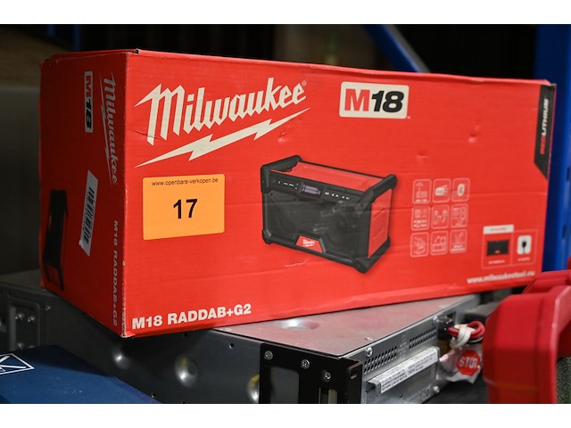 Milwaukee m18 accu werfradio - afbeelding 1 van  2