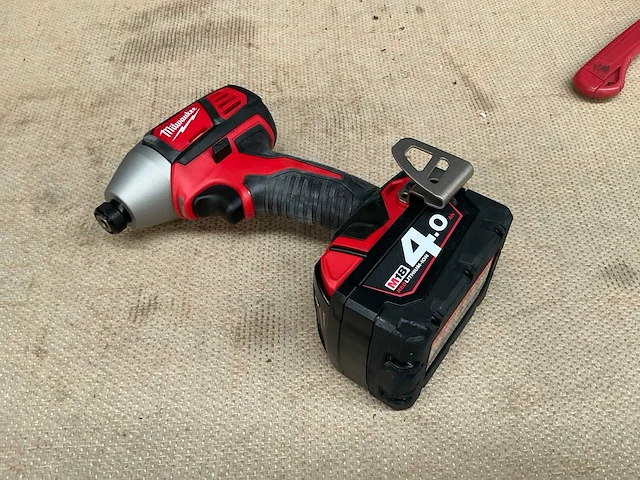 Milwaukee m18 bid slagschroefboormachine - afbeelding 2 van  6