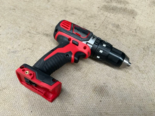 Milwaukee m18 bpd schroefboormachine - afbeelding 2 van  5