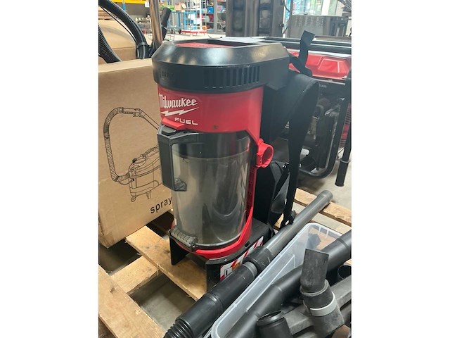 Milwaukee m18 fbpv ruggedragen accu stofzuiger - afbeelding 2 van  6