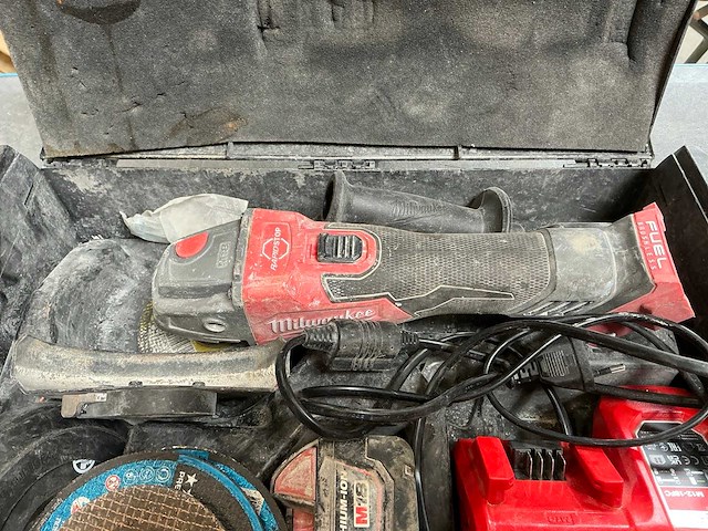 Milwaukee m18 fsag125xb haakse slijpmachine - afbeelding 4 van  7