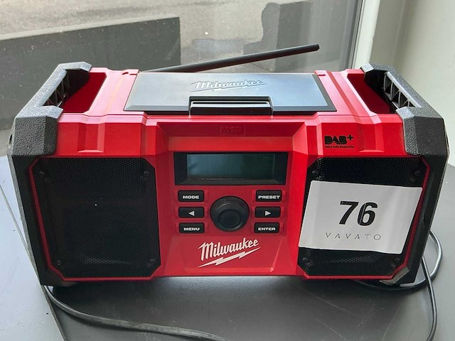 Milwaukee m18 jsrdab+ werfradio - afbeelding 1 van  4