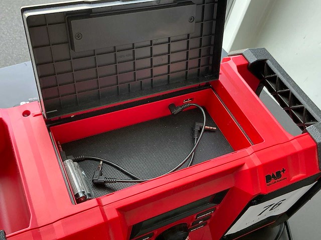Milwaukee m18 jsrdab+ werfradio - afbeelding 3 van  4
