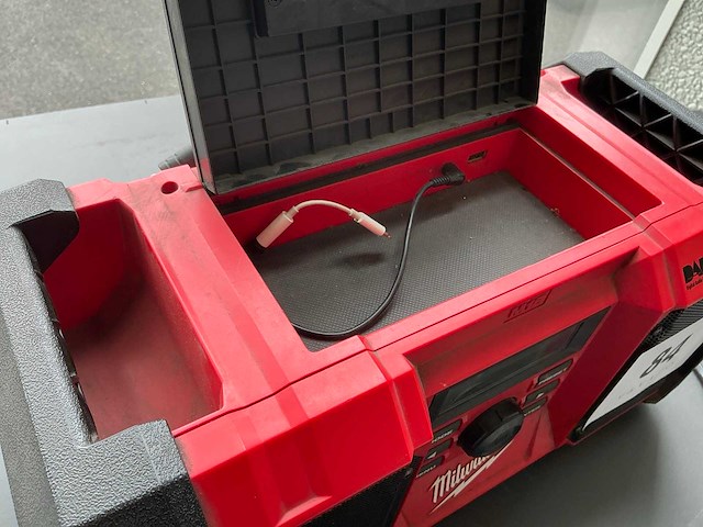 Milwaukee m18 jsrdab+ werfradio - afbeelding 3 van  4