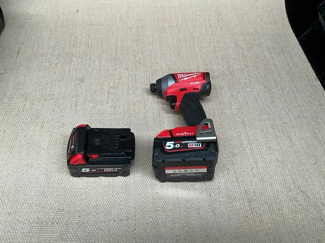 Milwaukee m18 oneid accu slagschroevendraaier - afbeelding 3 van  3