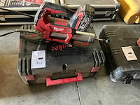 Milwaukee mg18 gg accu vetspuit - afbeelding 3 van  3