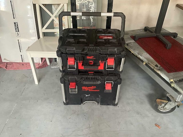 Milwaukee packout gereedschapskoffer - afbeelding 1 van  1