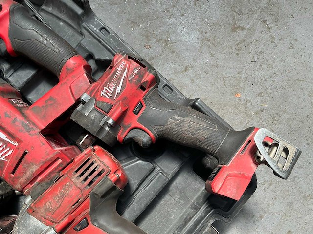Milwaukee partij te herstellen accu gereedschap - afbeelding 2 van  8